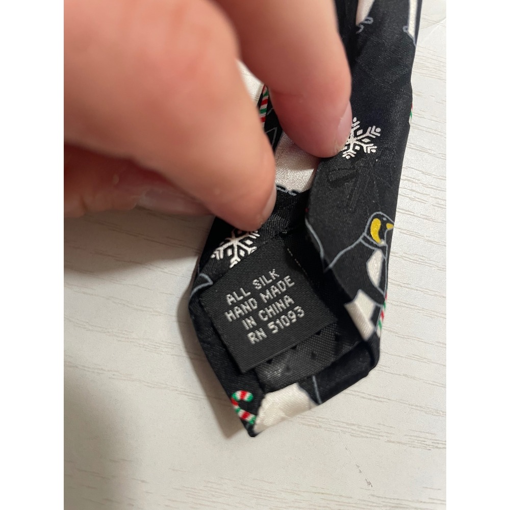 Yule Tie Greetings Penguin Candy Cane Christmas Silk Necktie Men - Picture 6 of 7